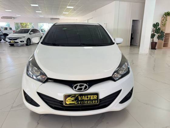 HYUNDAI HB20S 1.6 COMFORT PLUS 16V FLEX 4P AUTOMÁTICO HYUNDAI HB20S 1.6 COMFORT PLUS 16V FLEX 4P AUTOMÁTICO